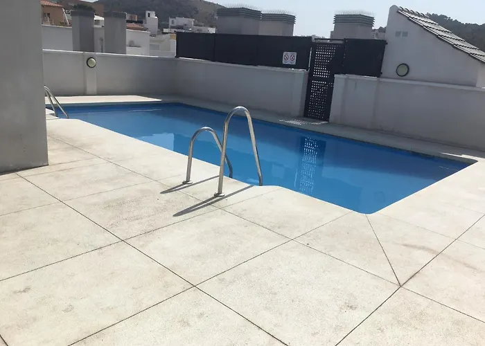 Pool And Garage Old Town Apartment Málaga